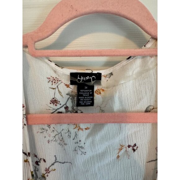 Justify Duster White Floral Short Sleeve Crinkle Rayon Lightweight Drawstring 3X - Picture 2 of 7